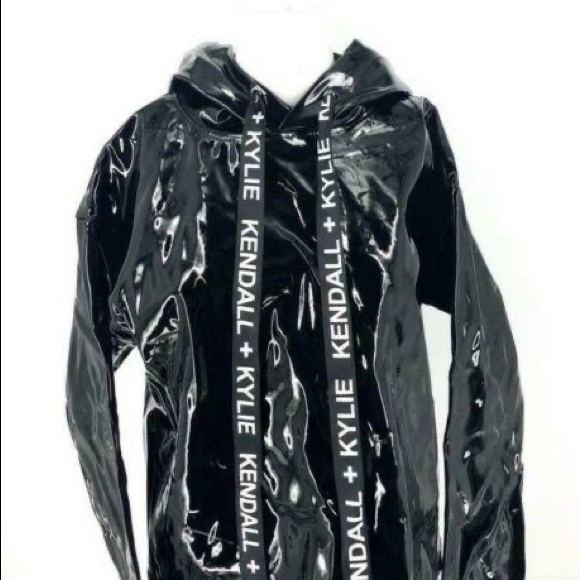 Kendall + Kylie Shiny Sweatshirt - Picture 11 of 12